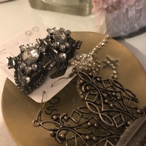 COMBO 3 Pairs of Earrings - Picture 4 of 4